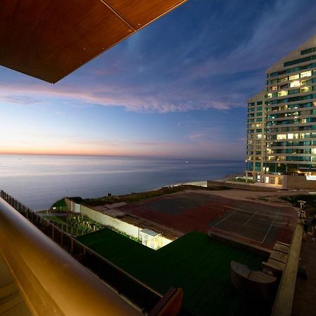 Beachfront Boutique Apartment Herzelia Exteriör bild