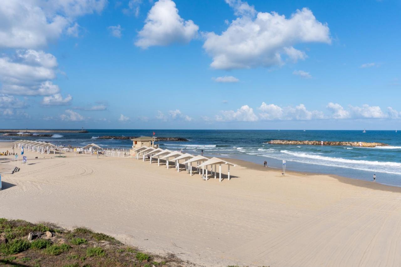 Beachfront Boutique Apartment Herzelia Exteriör bild